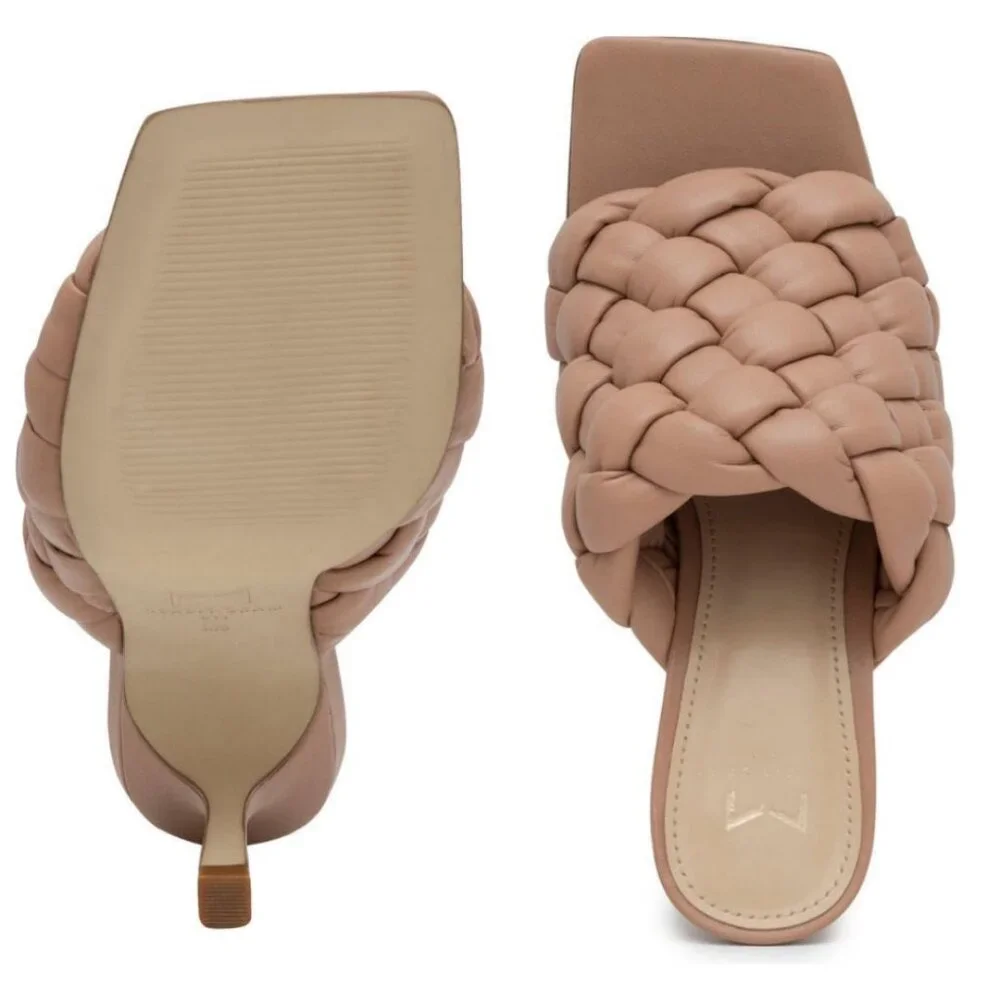 MARC FISHER Dakina Sandals